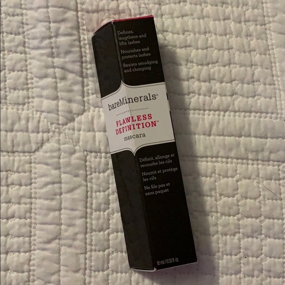 Makeup Bundle - Picture 3 of 4